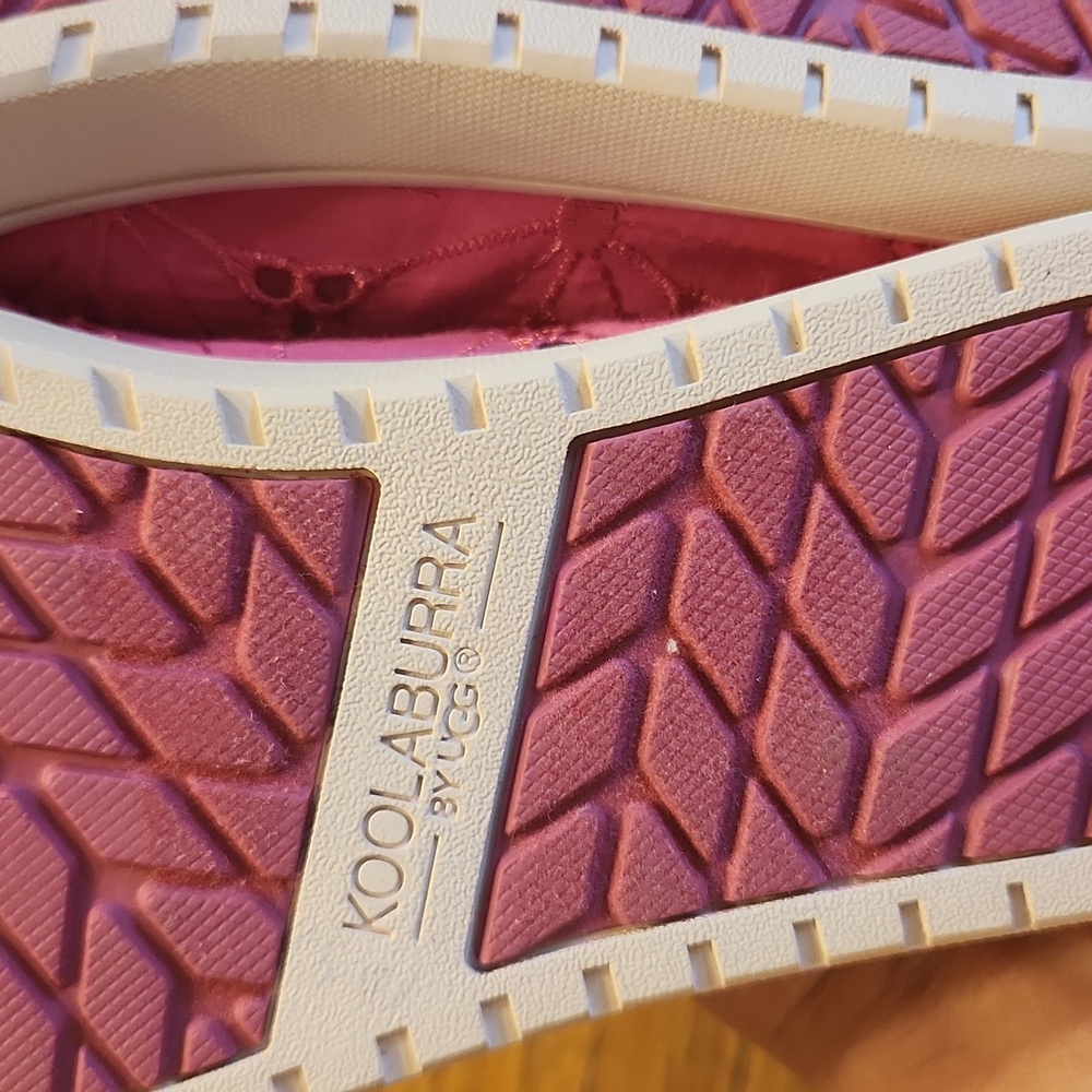 Koolaburra by Ugg Amiah Slip On Sneakers Size 4 - Picture 7 of 7